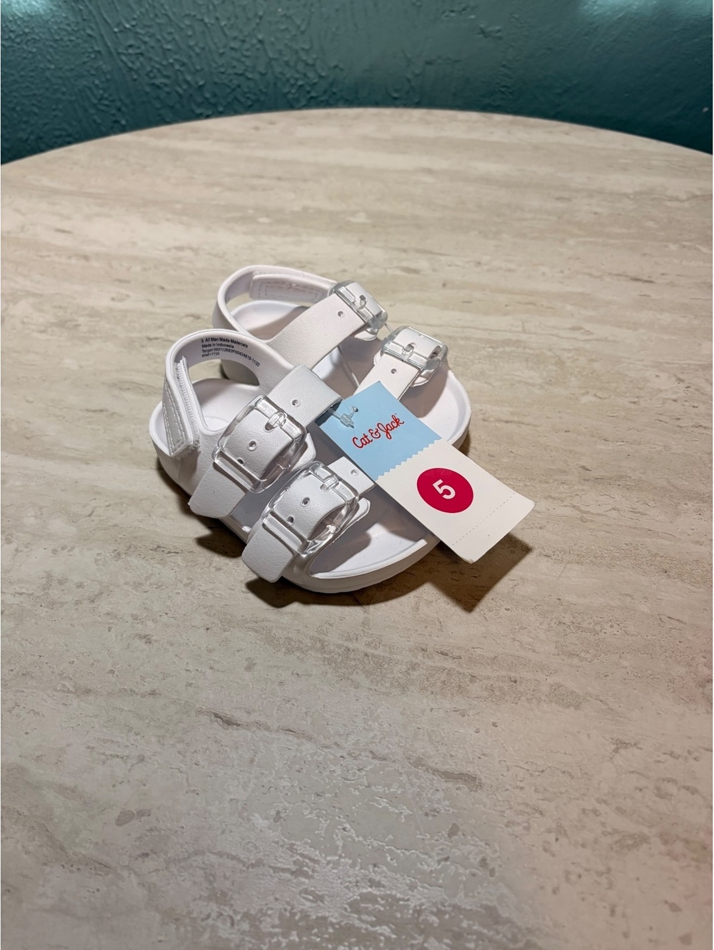 Cat & Jack Girls' White Buckle Sandals Size 5